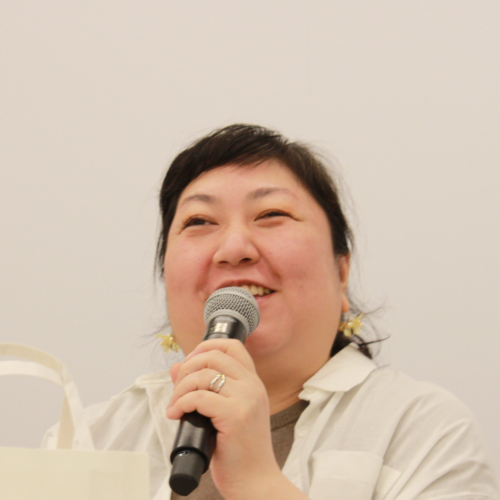 写真の内容を表す説明